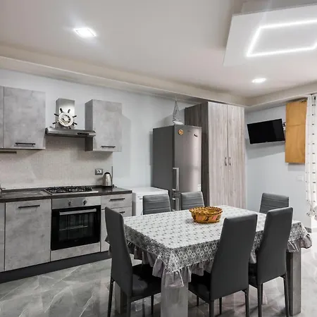 Apartment L'alloggio Del Re Catania